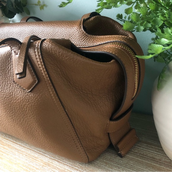 Tory Burch tan leather shoulder bag - Picture 14 of 15